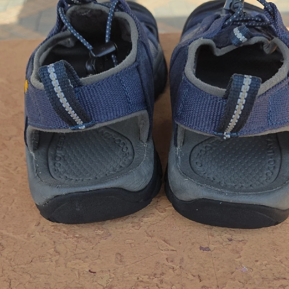 🌴 Keen Newport H2 Navy & Gray Water Hiking Outdoor Sport Sandals Size 10